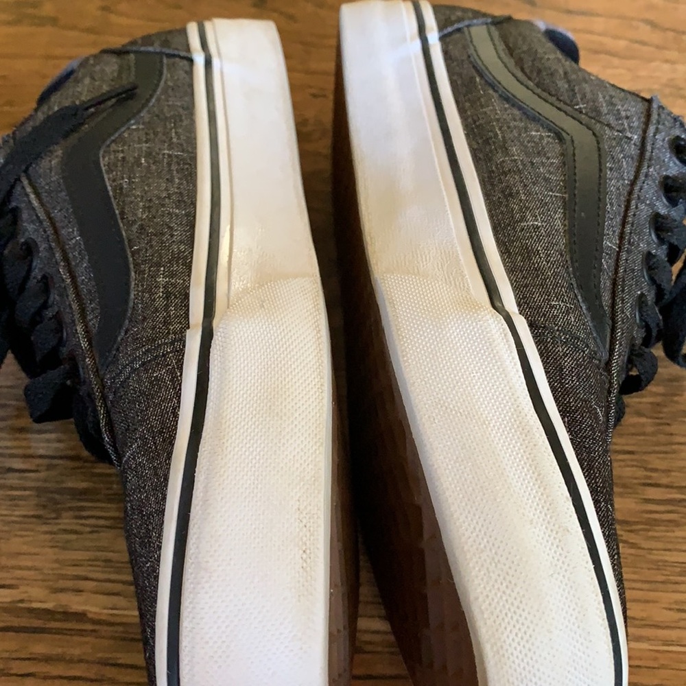 Vans Old School Shoes - Picture 2 of 6